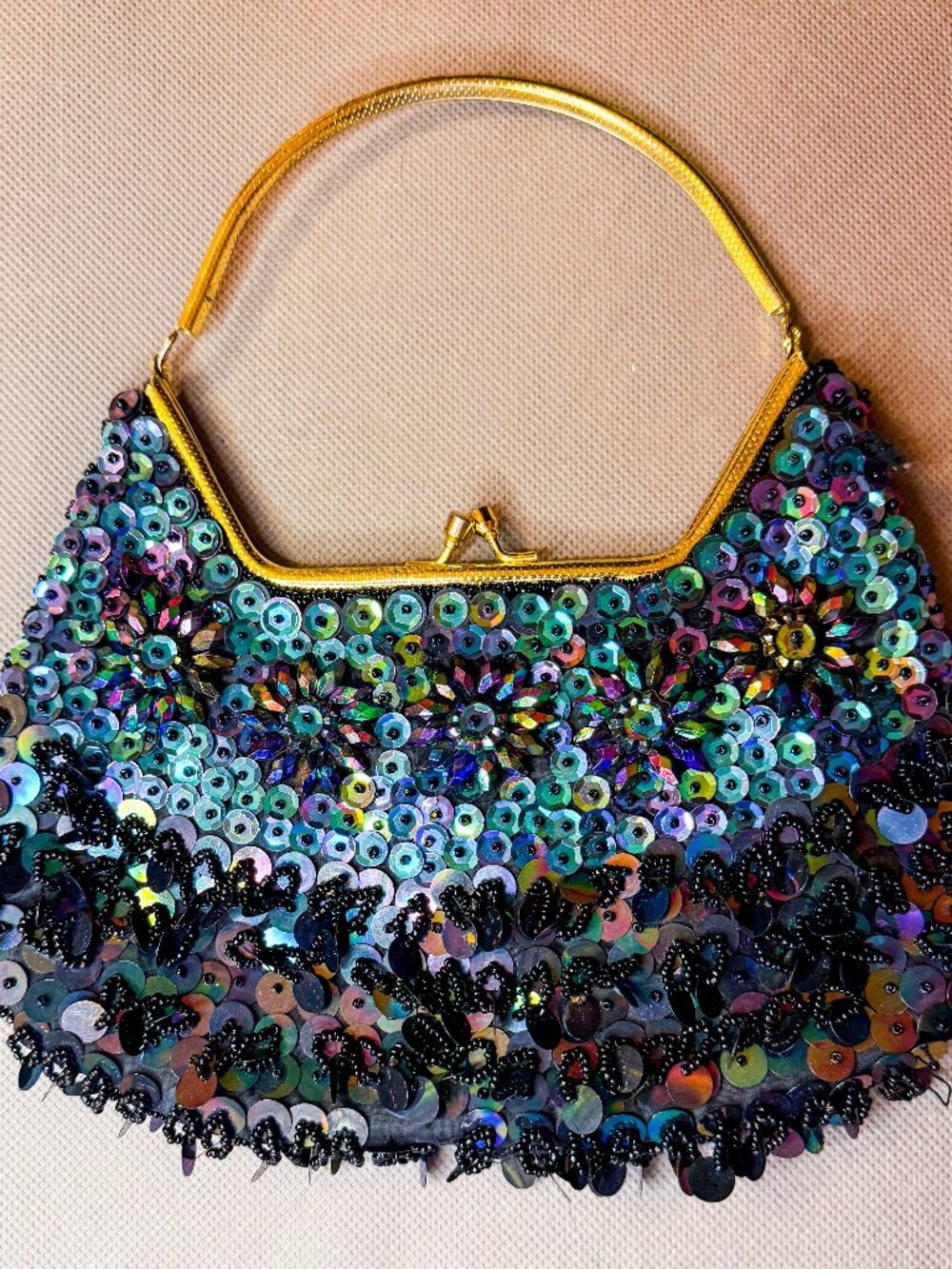 Vintage Iridescent Sequined Floral Kiss-Lock Evening Handbag
